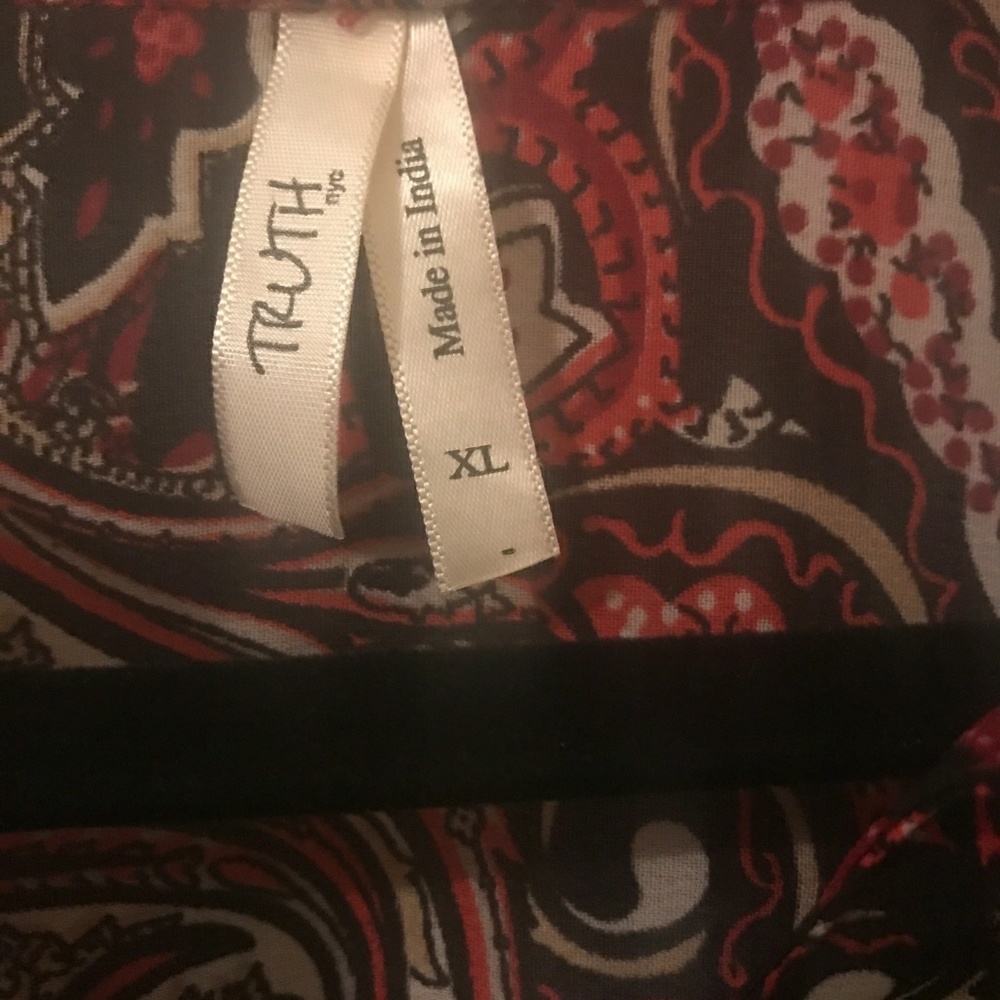 Shawl - Picture 2 of 2